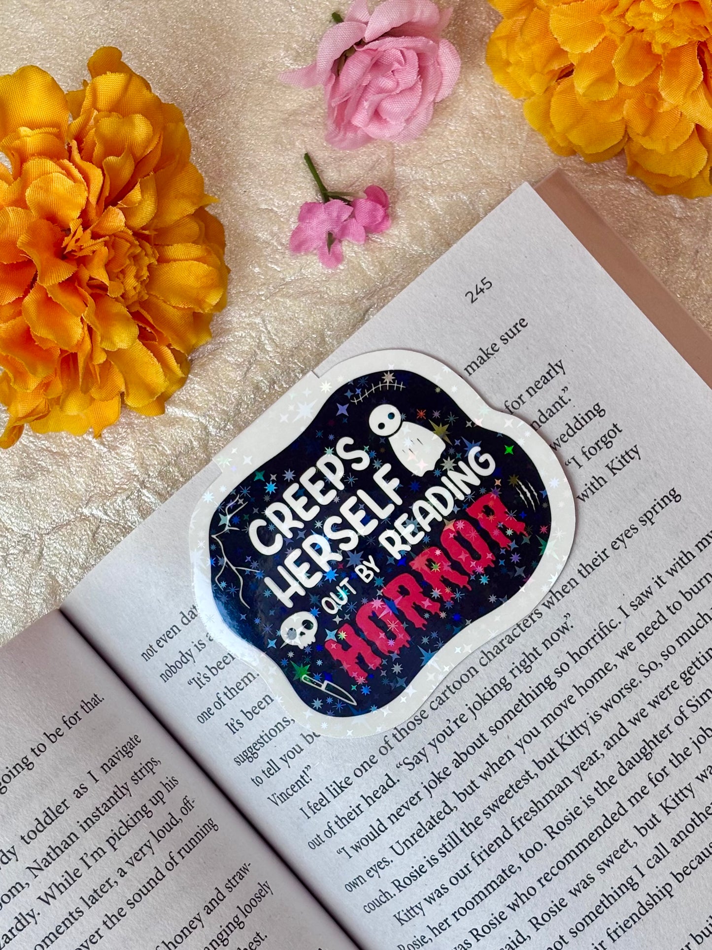 Creeps Herself Out Reading Horror Magnetic Bookmark