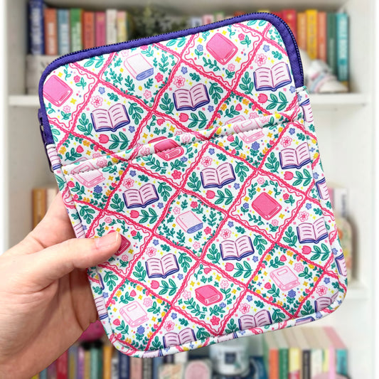 Girly Books Kindle Sleeve