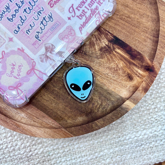 Alien USB-C Dust Plug Charm